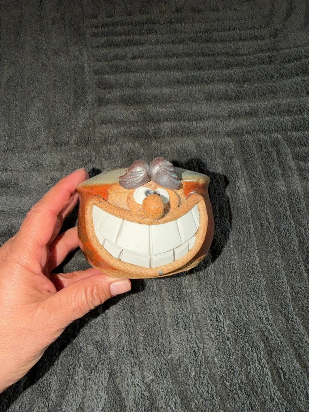 Vintage Ugly/ Funny Face Toothy Ceramic Smiling Toothbrush Holder - Brown/Beige